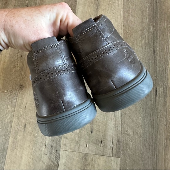 Timberland Groveton Mid Chukka Boots